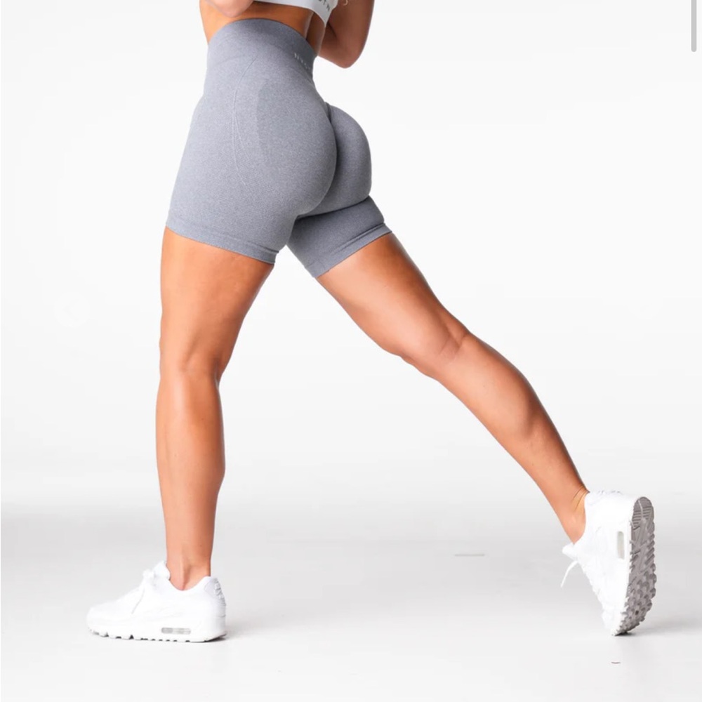 NVGTN LIFT SEAMLESS SHORTS GREY XS